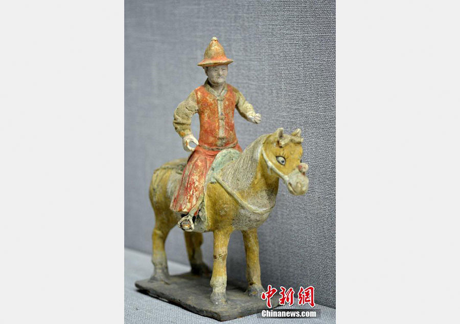 Relics from 'Ancient Tea Horse Road' on display in Lhasa