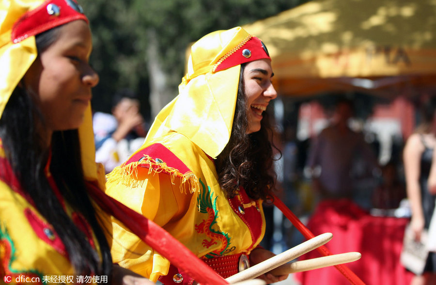 Graduation ceremony in Confucius Temple