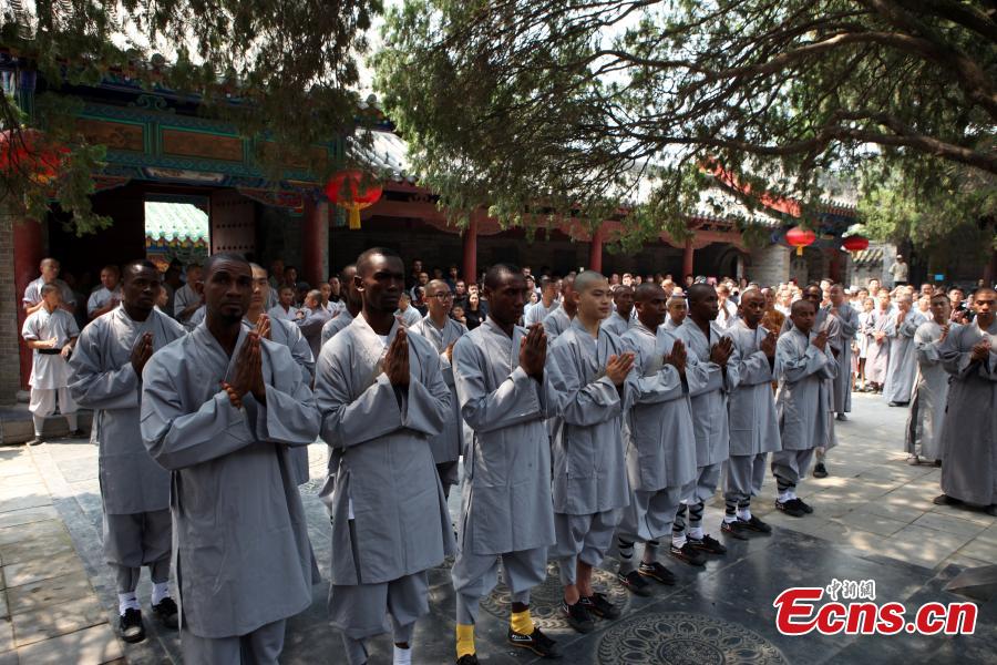 Shaolin kung fu class welcomes 20 Africans