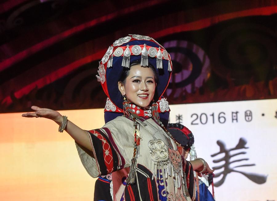 Beauty contest for Yi ethnic group held in Sichuan