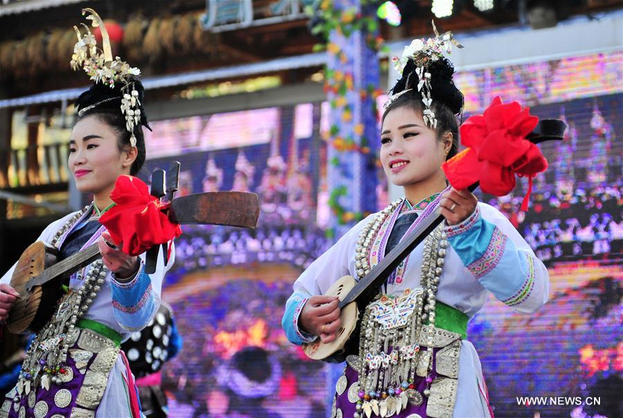 Grand Song of Dong chorus performance held in Guizhou