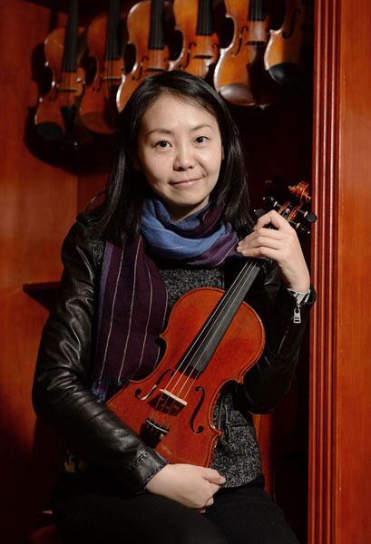 Chinese woman wins bronze in int'l violin making contest