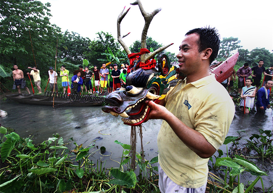 Photographers capture Dragon Boat Festival celebrations in China