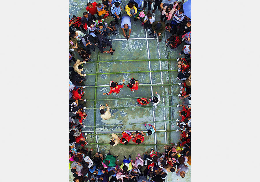 Photographers capture Dragon Boat Festival celebrations in China