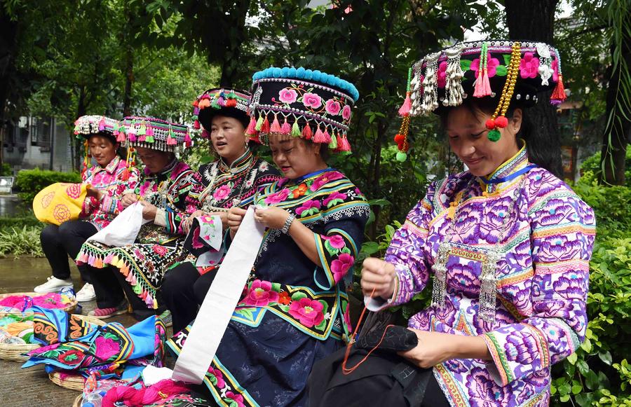 Ethnic embroidery show in SW China's Yunnan