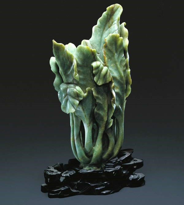 Chinese cabbage-themed relics from Palace Museum's collection