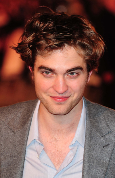 Robert Pattinson to hire body double