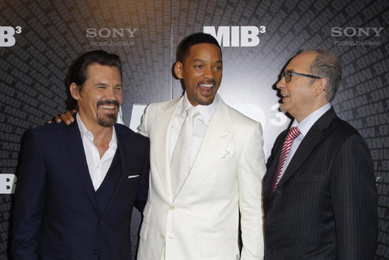 'Men in Black' premieres in Paris