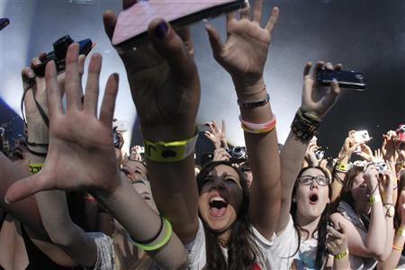 Haim lead hopes of pop revival in 2013