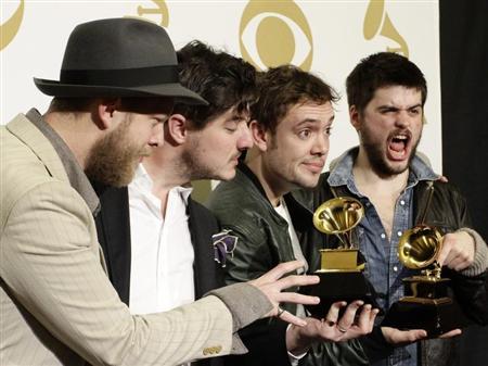 Mumford & Sons tops Billboard album chart