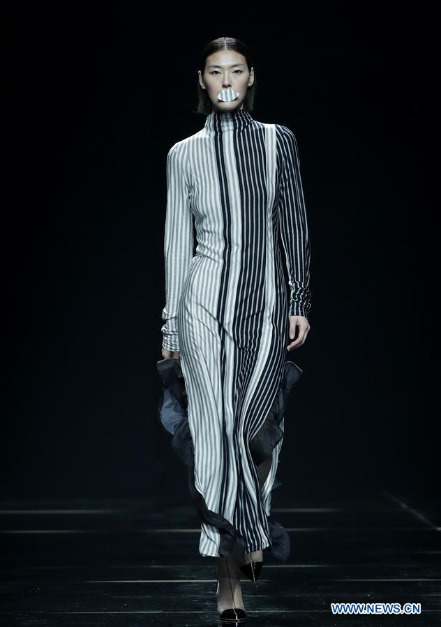 Joint fashion creations presented at China Fashion Week