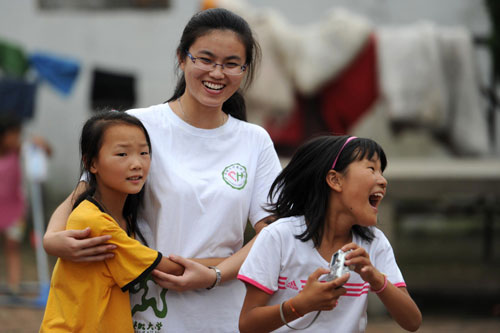 Volunteer teaching in poor regions