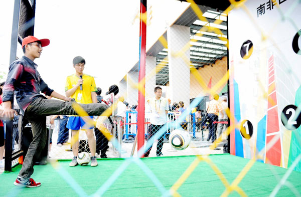 Freestyle soccer at South Africa Pavilion