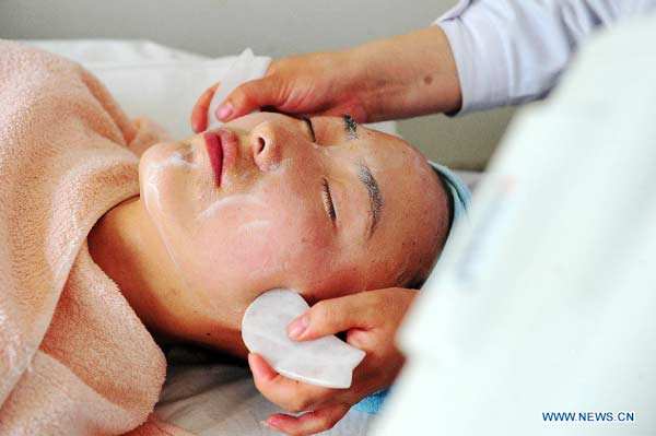 Traditional Chinese Medicine beauty therapy