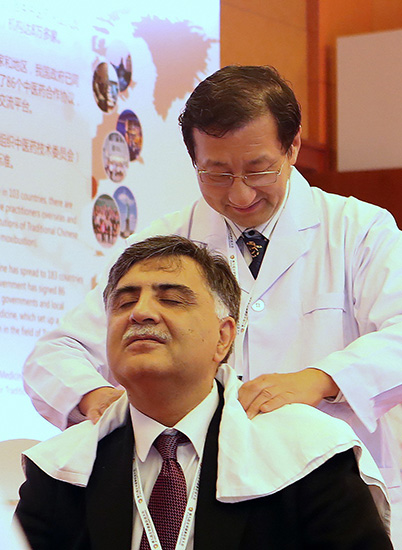 Chinese medical treatments helping delegates to unwind