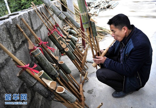 Old music brings new income to Guizhou village