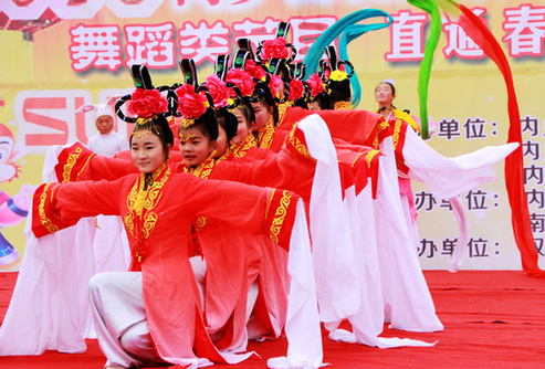 It's selection time for a local Spring Festival gala