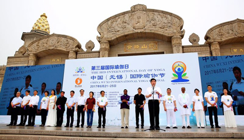 Yoga festival opens in Wuxi