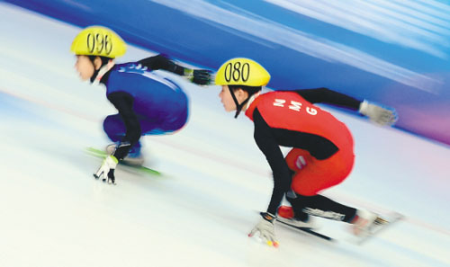 Youth skating race concludes in Shenyang