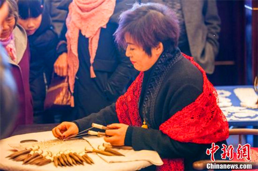 Photos from Yantai Yuhuangding Temple Fair