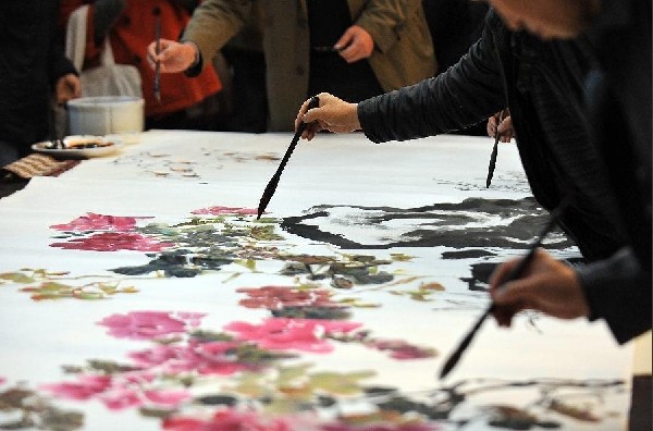 Shanxi holds painting and calligraphy charity donation