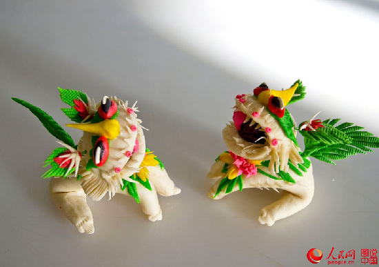 Folk dough figurines art in N China