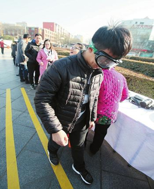 National Traffic Safety Day hits the road in Taiyuan