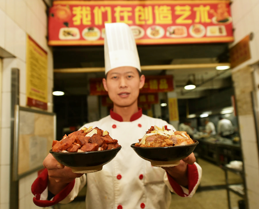 Traditional 'Ba Da Wan' graces dinner table for coming Lunar New Year