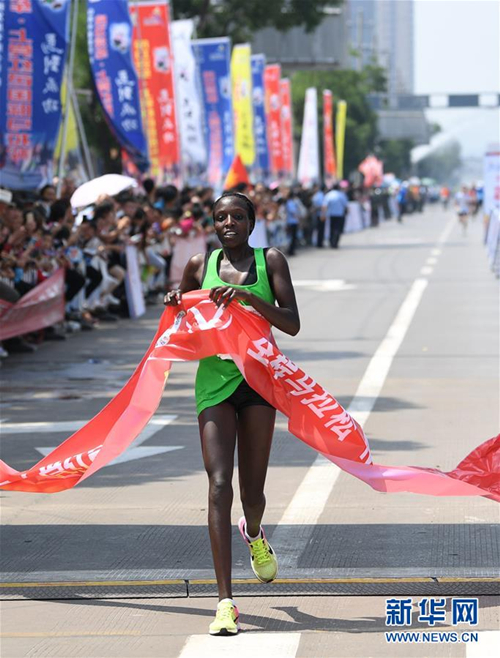 International marathon held in Changzhi county