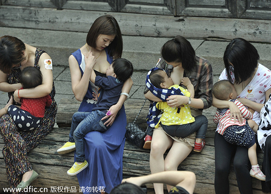 Is public breastfeeding appropriate?