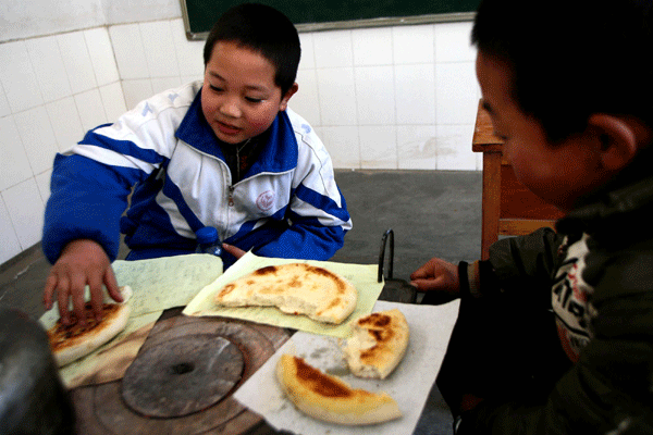 Isolated school makes do in hills of NW China