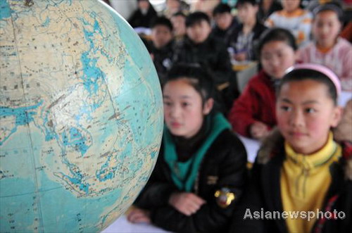 Pupils promote World Earth Day with their pens