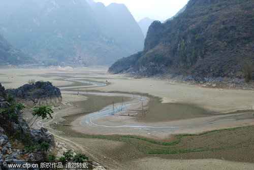 Rain brings no relief for drought stricken Guangxi