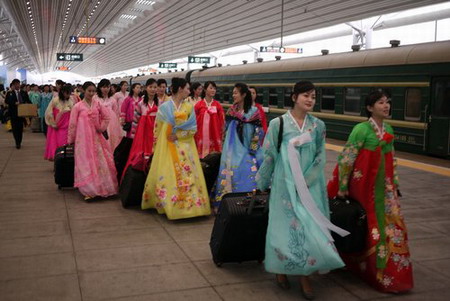 DPRK troupe performs a remake of classic in Beijing