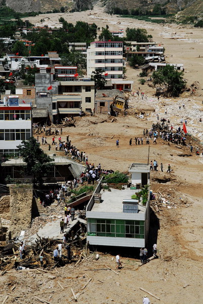 Search and rescue work continues in Zhouqu