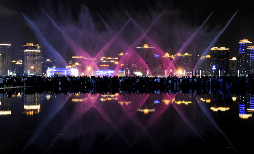 Expo music fountains fly on National Day