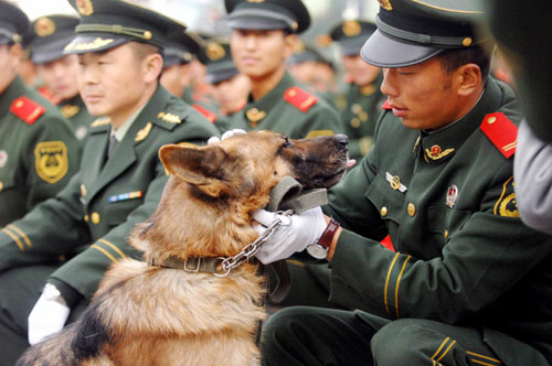 Soldiers bid farewell to military service