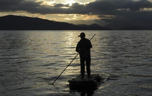 Erhai lake holds fishing opening festival