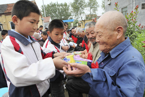 Celebrating seniors' festival