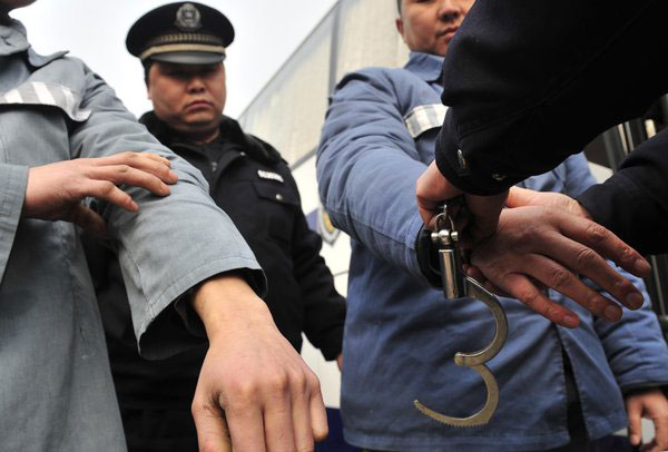 1,300 prisoners transferred in Chengdu