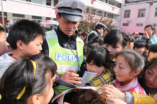 Students taught safety tips on Security Education Day