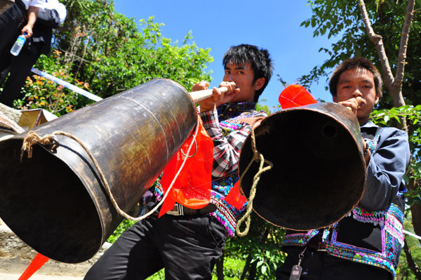 Ancient tea tree worshiped in SW China