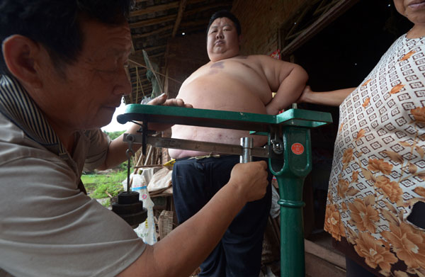 At 180kg, man becomes Chongqing's heaviest