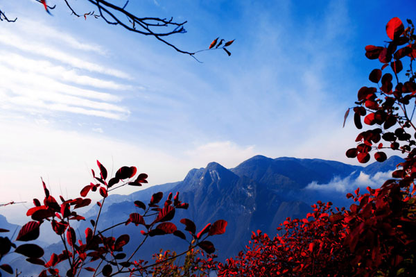 Three Gorges region awash in red