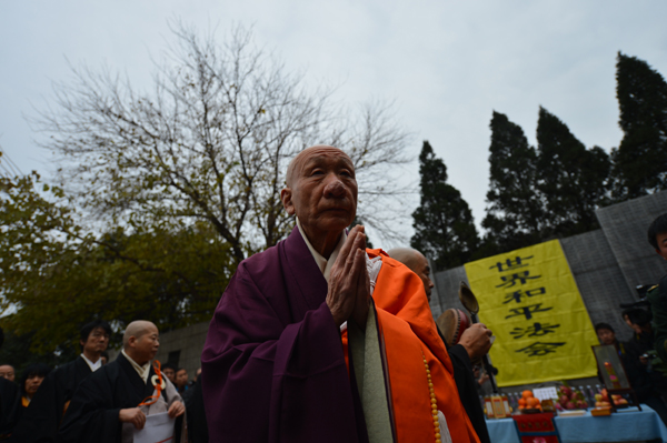 Nanjing Massacre victims remembered in E China