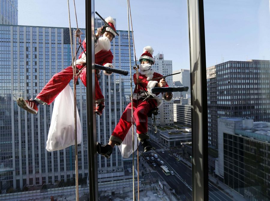 Photo special: Santa Claus gets around