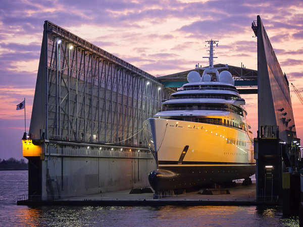 World's largest yacht