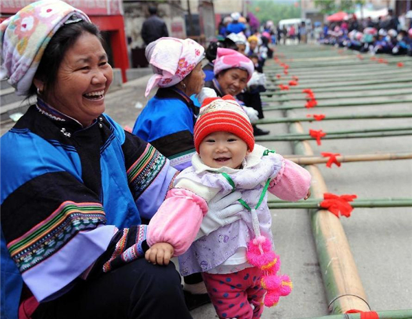 Dai ethnic group marks '<EM>San Yue San'</EM> festival