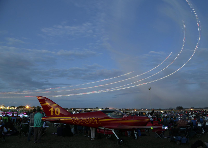 Fly for adventure at US air show