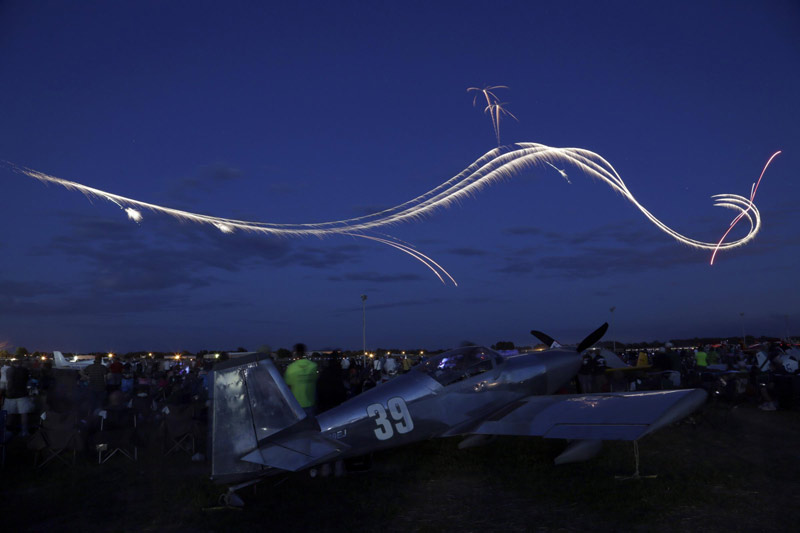 Fly for adventure at US air show